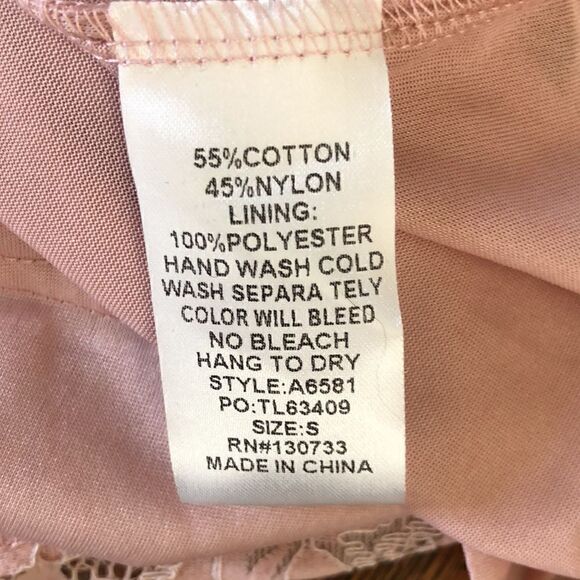 NEW Umgee Pink Lace Soft Girl Shift Dress SzS NWT - Picture 6 of 9